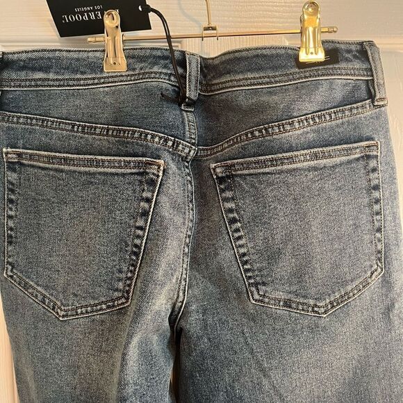 Liverpool Blue Ankle Cropped Jeans with Vintage Appeal - Picture 10 of 16